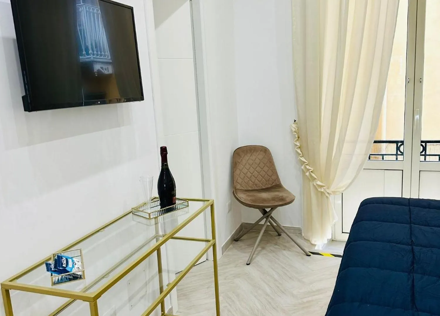 Guest house Flo' Hotel Naples